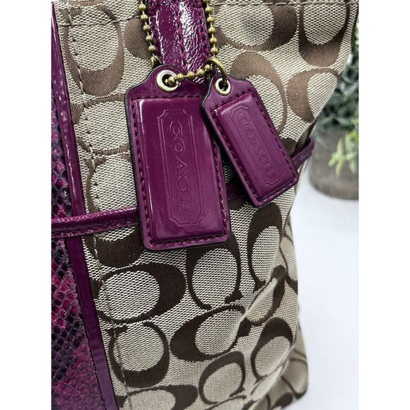 Authenticated F25706 Raspberry Snakeskin Tan Brown Signature Logo Tote Bag - Picture 3 of 16